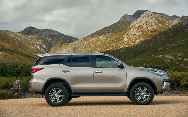 Comparison - Nissan Xterra SUV 2015 - vs - Toyota Fortuner ... Comparison - Nissan Xterra SUV 2015 - vs - Toyota Fortuner ...